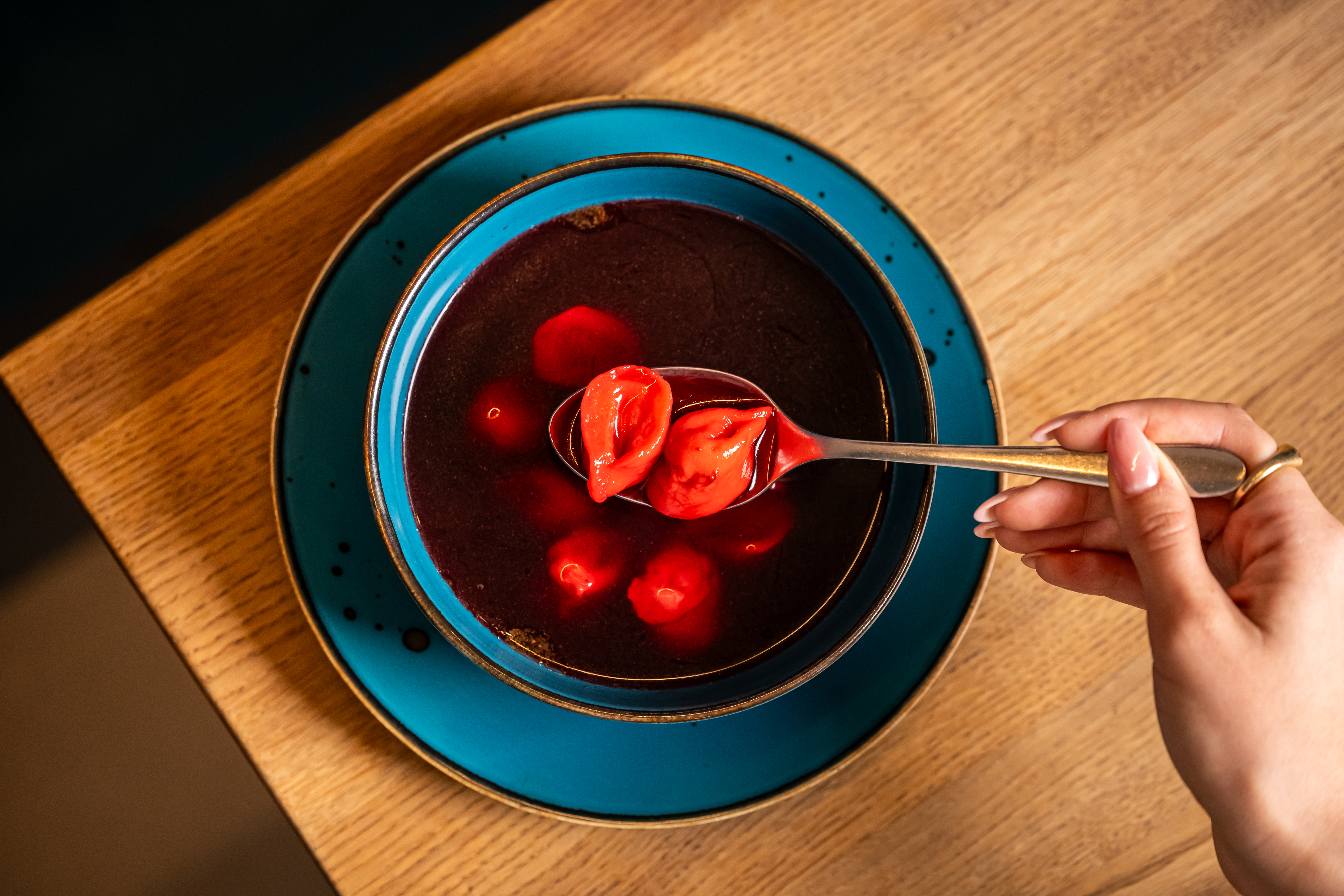 Beet broth with dumplings
